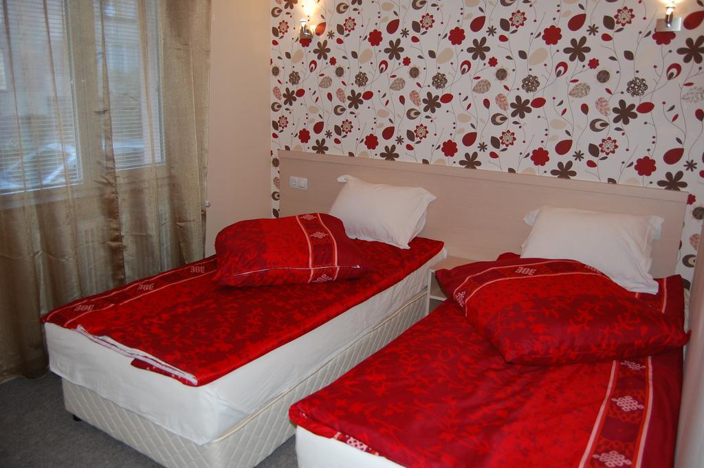 Rozovata Kashta Hotell Kjustendil Rum bild